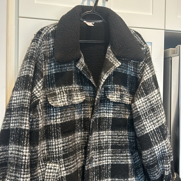 Joe Fresh Sherpa Teddy Fleece Black and White Checkered Shacket Coat Size 3X - Picture 13 of 15